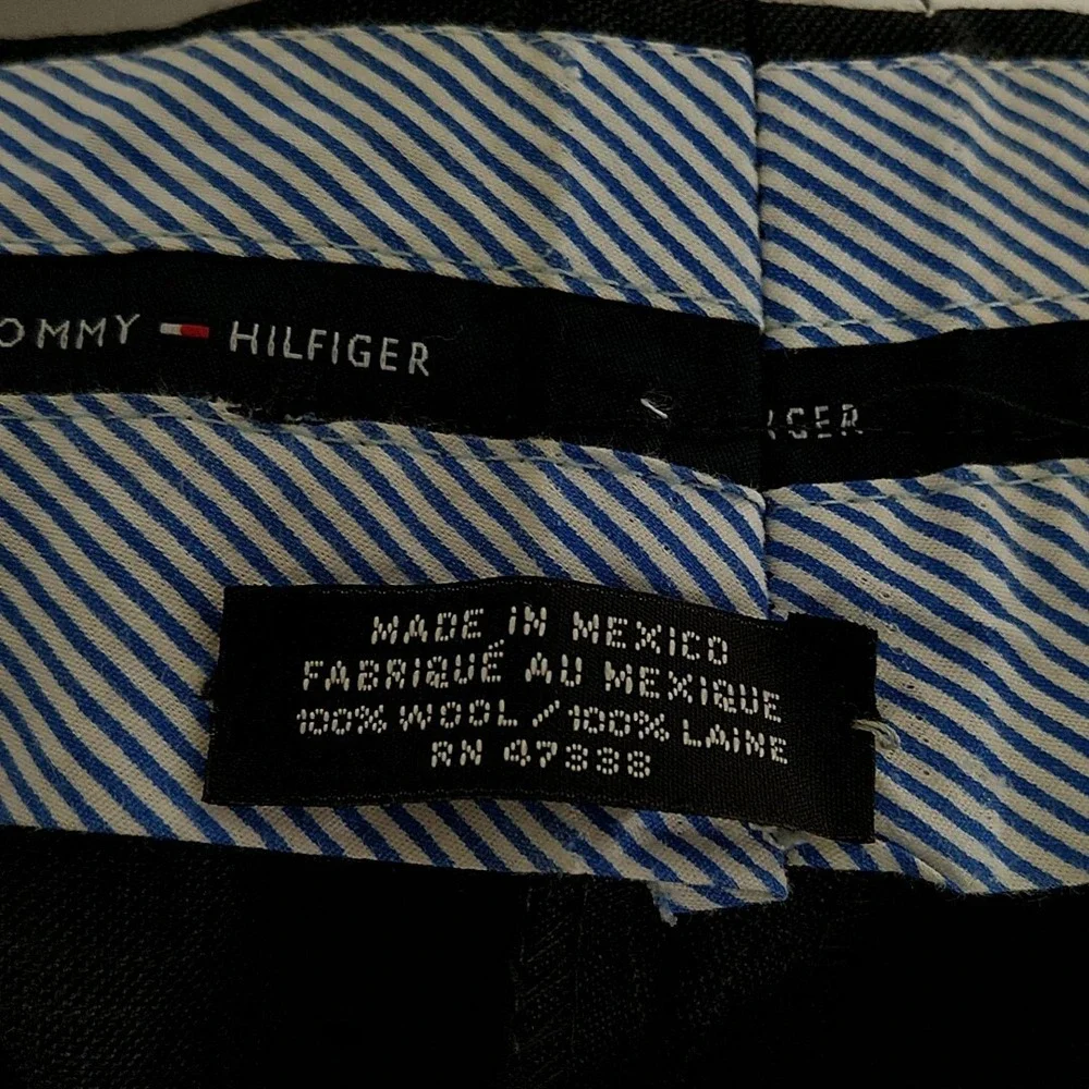Tommy Hilfiger Dress Pants Men 38x30 Grey Glen Plaid 100% Wool Flat Front